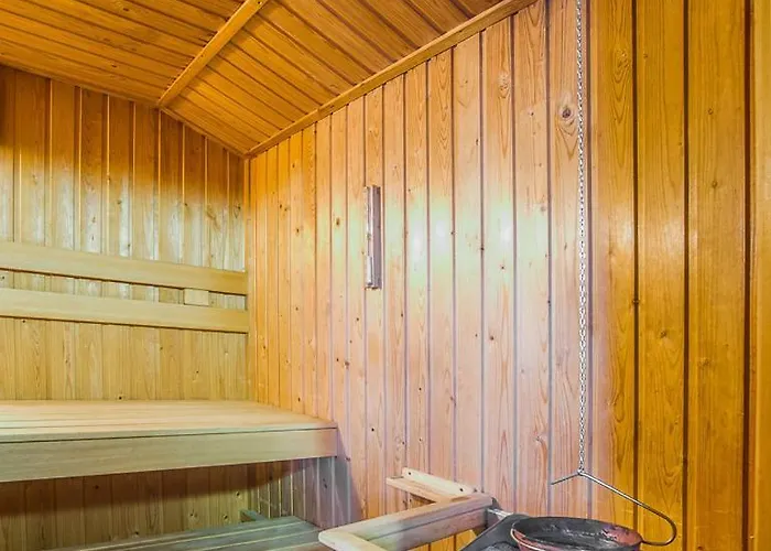 Villa Partyhaz Godollo