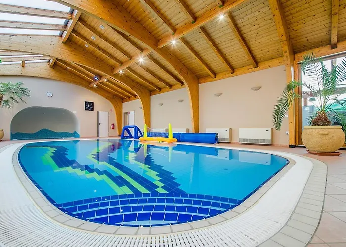 Villa Partyhaz *