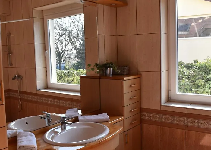 Villa Partyhaz Godollo
